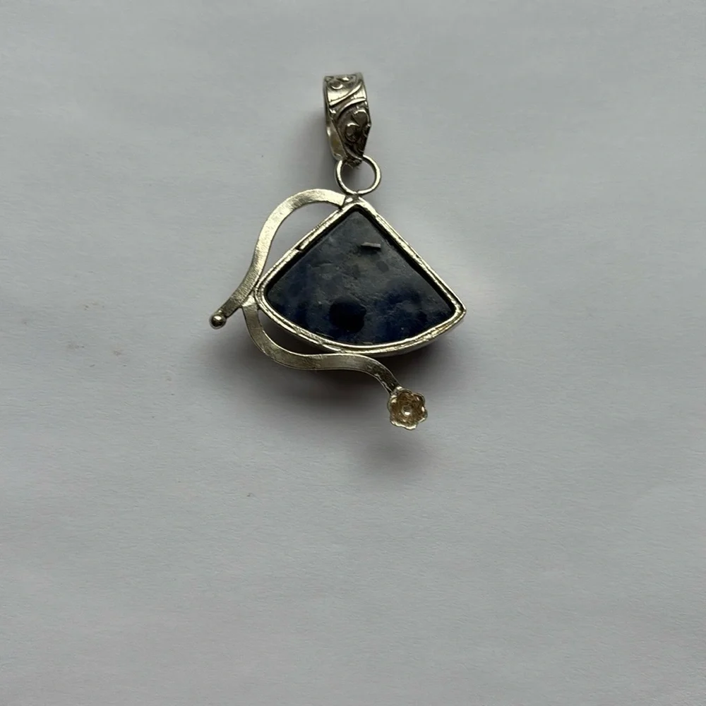 925 Sodalite Pendant Handmade Sterling Silver - Picture 4 of 6